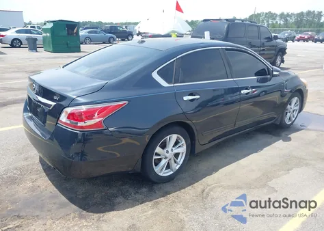 2015 Nissan Altima 2.5 Sv из США, поврежденный, VIN 1N4AL3AP4FC593142